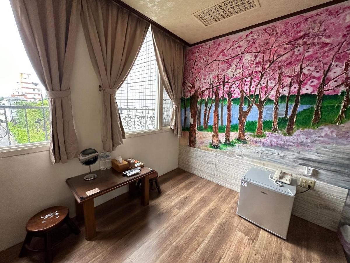Ming Ren Hotspring Hotel Jiaoxi Bagian luar foto