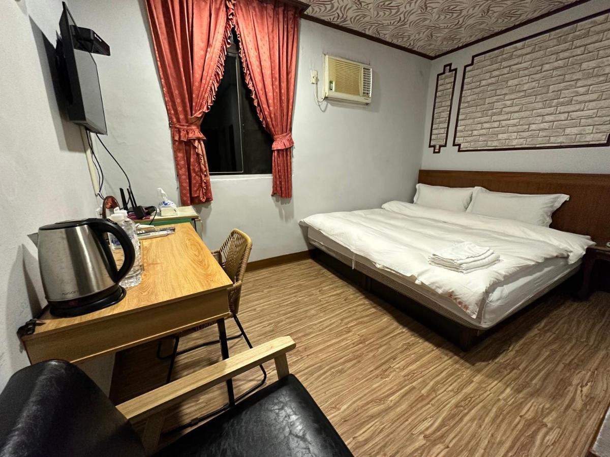 Ming Ren Hotspring Hotel Jiaoxi Bagian luar foto