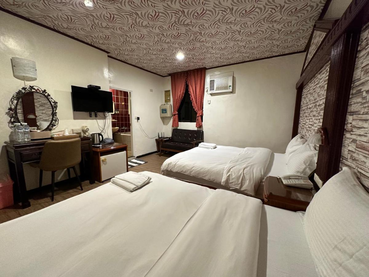 Ming Ren Hotspring Hotel Jiaoxi Bagian luar foto